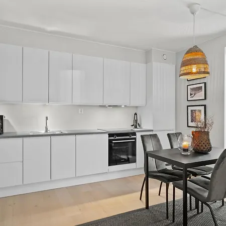 Apartment - Ranheim - Grilstad Marina - Flott 2-roms Leilighet Med Parkeringsplass Trondheim